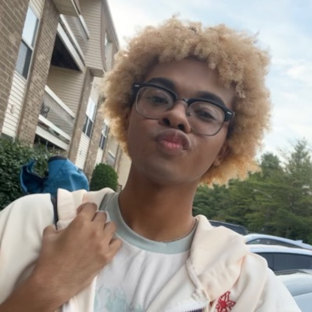 Meet your Posher, Jayson